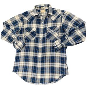Rugged Country Men's  Blue and White Pearl Snap Plaid Shirt Size Medium